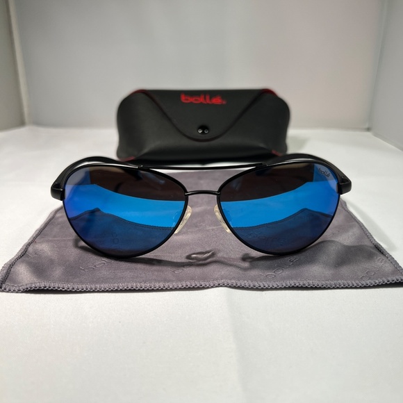 Bollé Cassis 12099 Polarized Sunglasses -H Blue Mirror Lenses - With Case & Clea - Picture 1 of 8